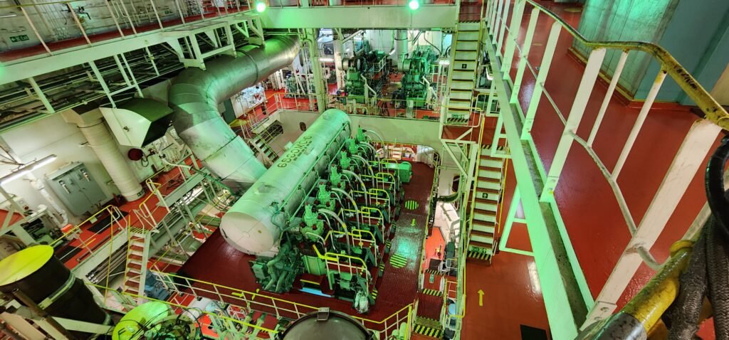 MT SIrius 1 IMO 9285847 Engine room
