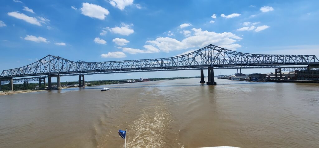 Crescent City connection, New Orleans