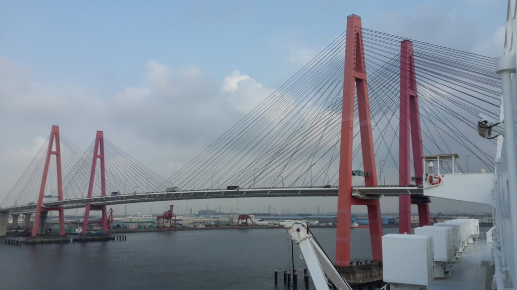 Meiko Nishi Bridge, Nagoya, Japan