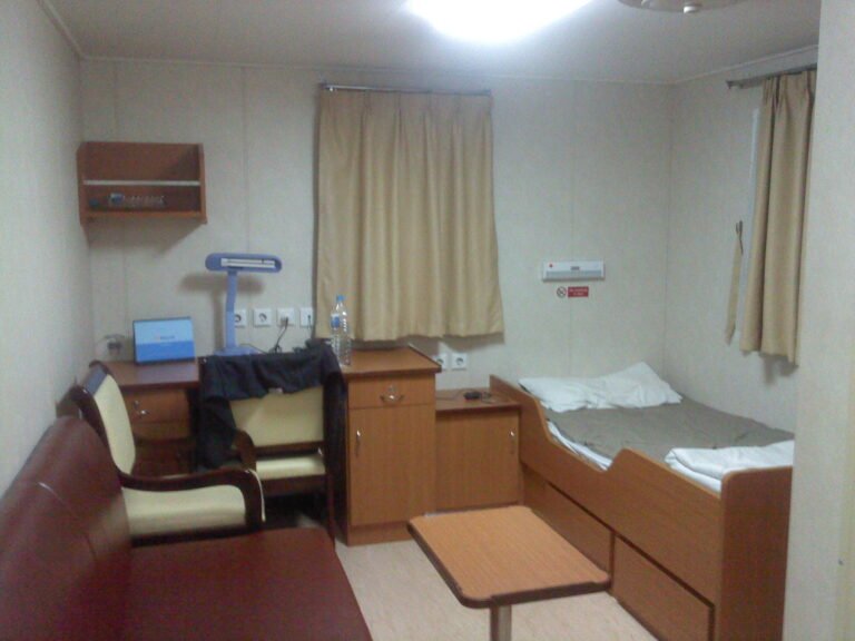 Cabin MV Aramis IMO-9438391